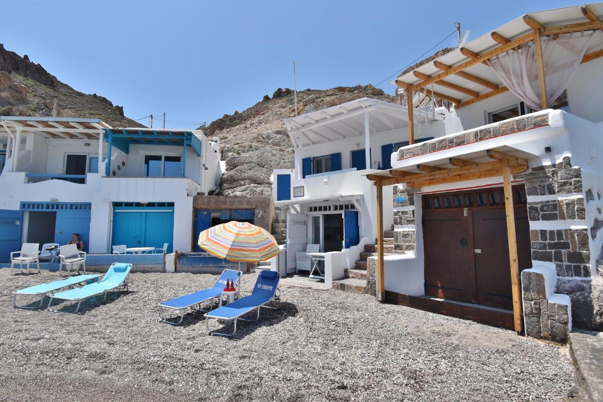 Blue Mare Apartments On The Beach Firopotamos Habitación foto