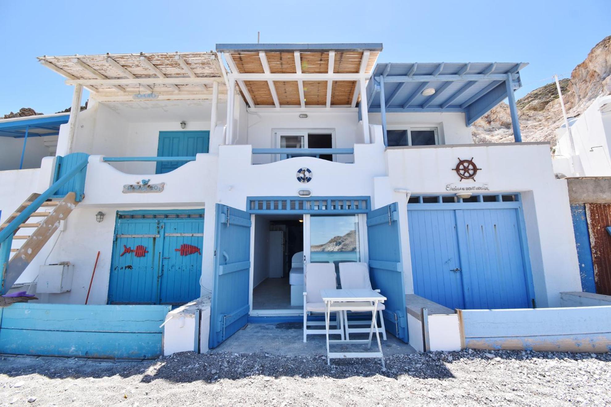 Blue Mare Apartments On The Beach Firopotamos Habitación foto